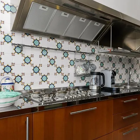 Amalfi Coast Family Luxury Vietri